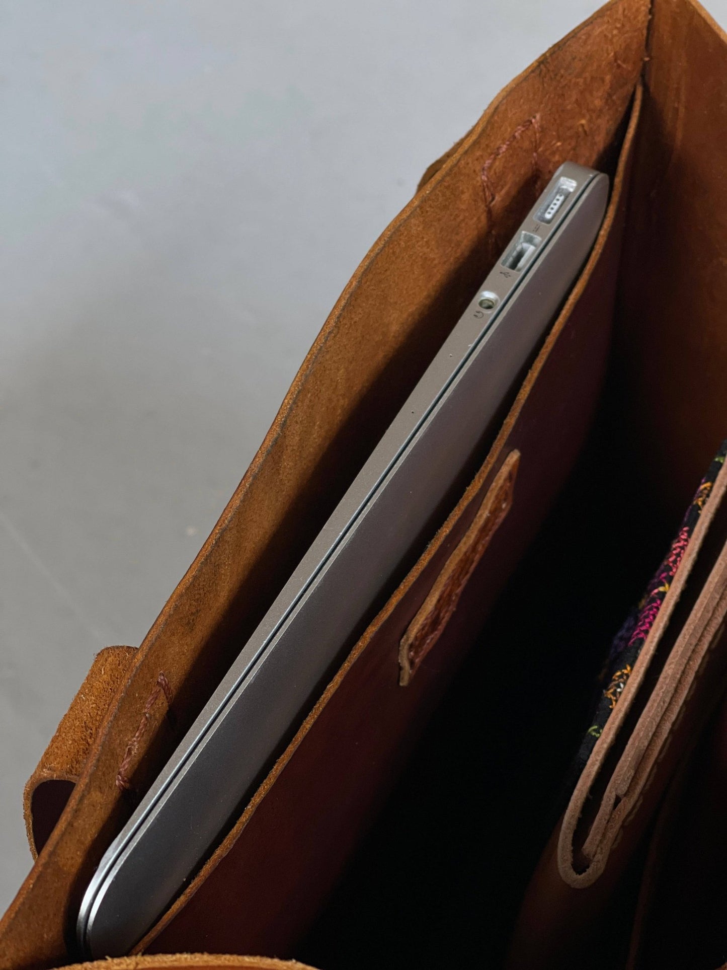 Leather Tote Bag - nobiliving.com