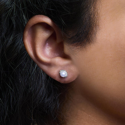 10K White Gold 4.5mm Cultured Freshwater Pearl and 1/7 Cttw Diamond Halo Stud Earring - Nobiliving