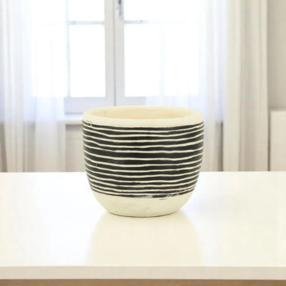 Ceramic 39 Ounce Striped Round Distressed Pot Planter