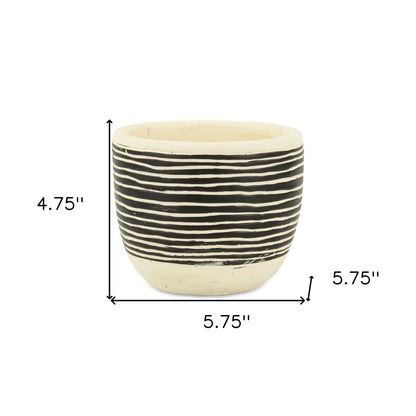 Ceramic 39 Ounce Striped Round Distressed Pot Planter
