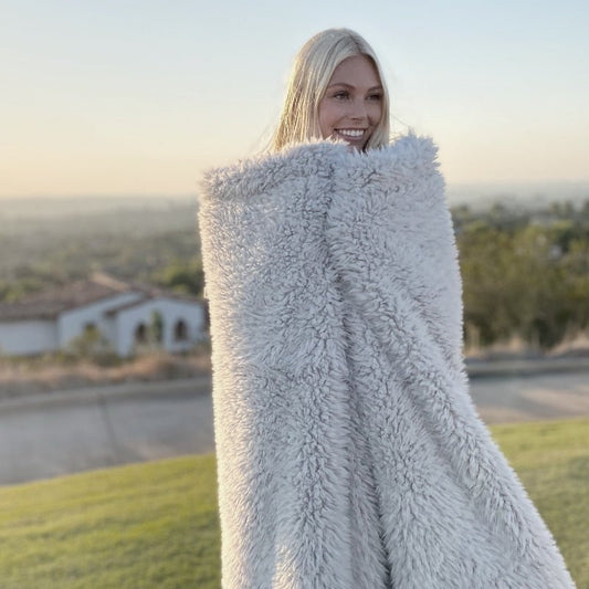 ANGEL PLUSH BLANKET | BIG - SILVER CLOUD - nobiliving.com