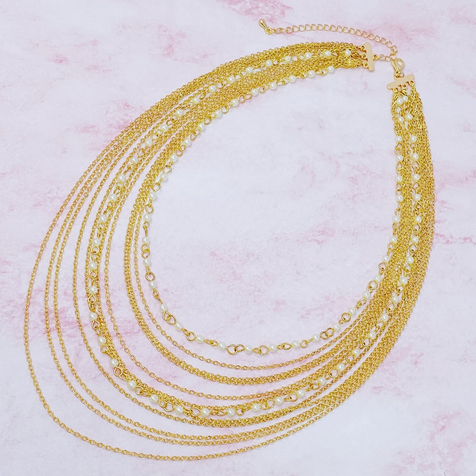 Beautifully Draping Pearl And Chain Necklace - nobiliving.com