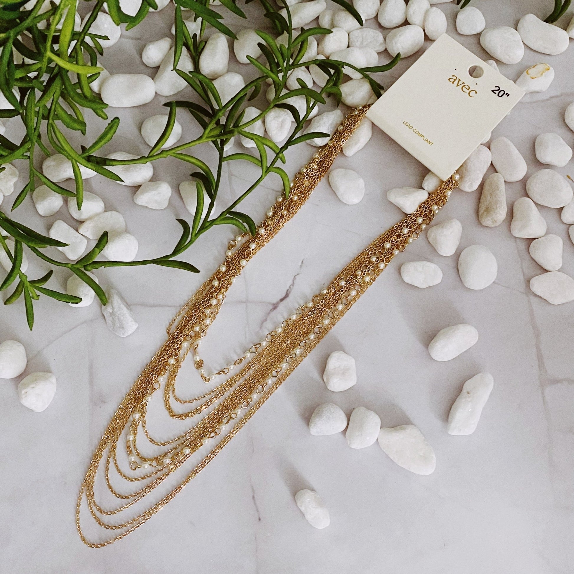 Beautifully Draping Pearl And Chain Necklace - nobiliving.com