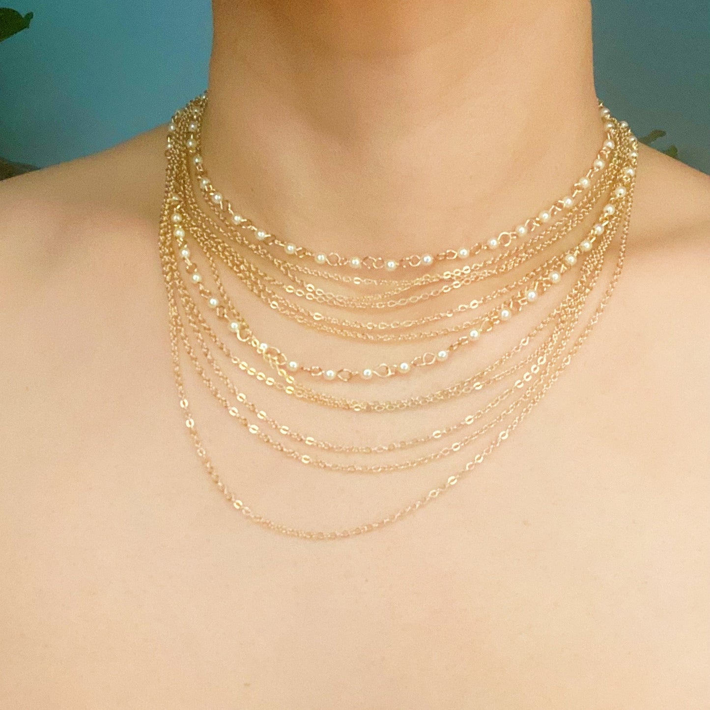 Beautifully Draping Pearl And Chain Necklace - nobiliving.com