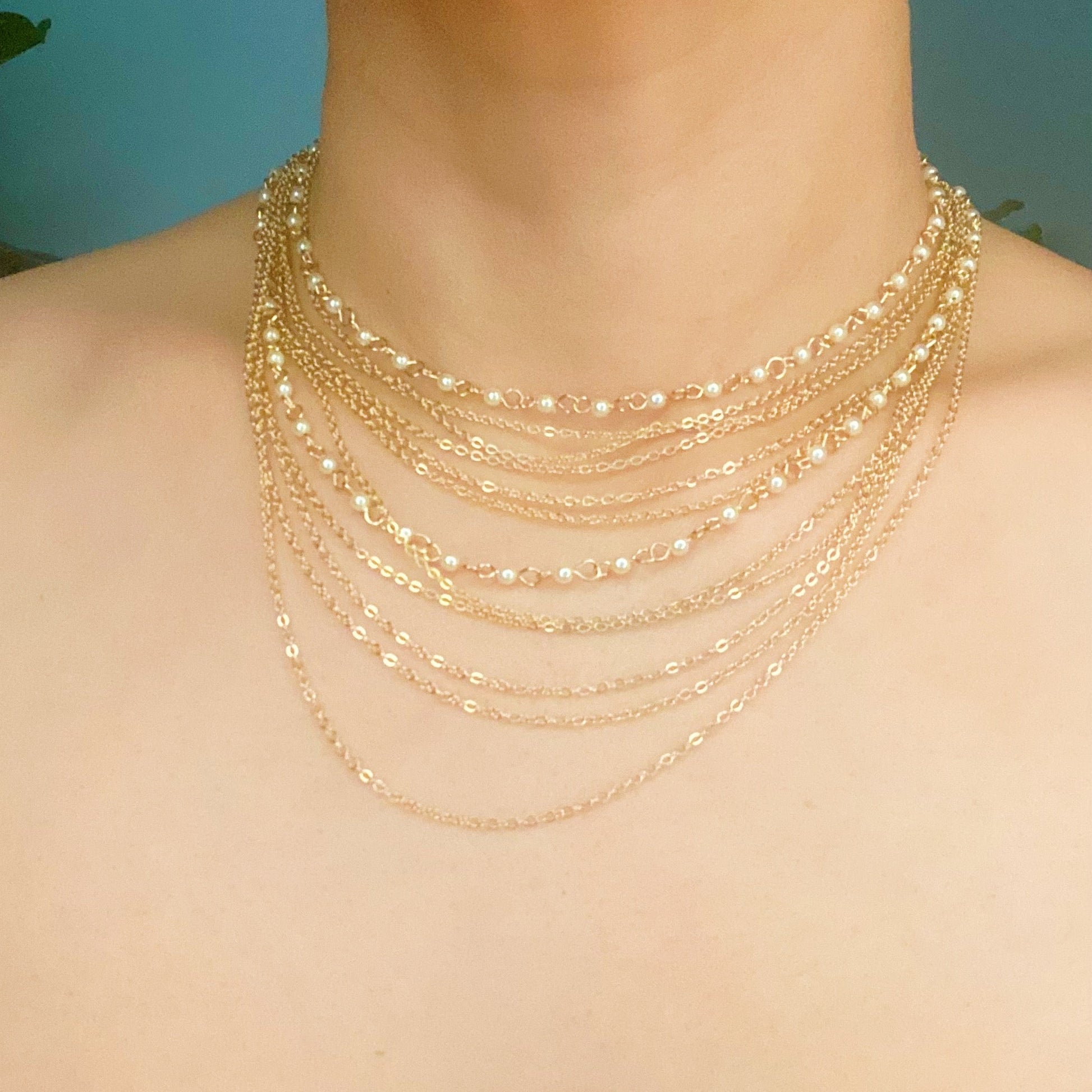 Beautifully Draping Pearl And Chain Necklace - nobiliving.com