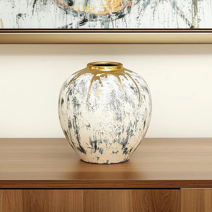 Ivory and Gold Modern Abstract Ceramic Table Vase - 3 Styles - Nobiliving