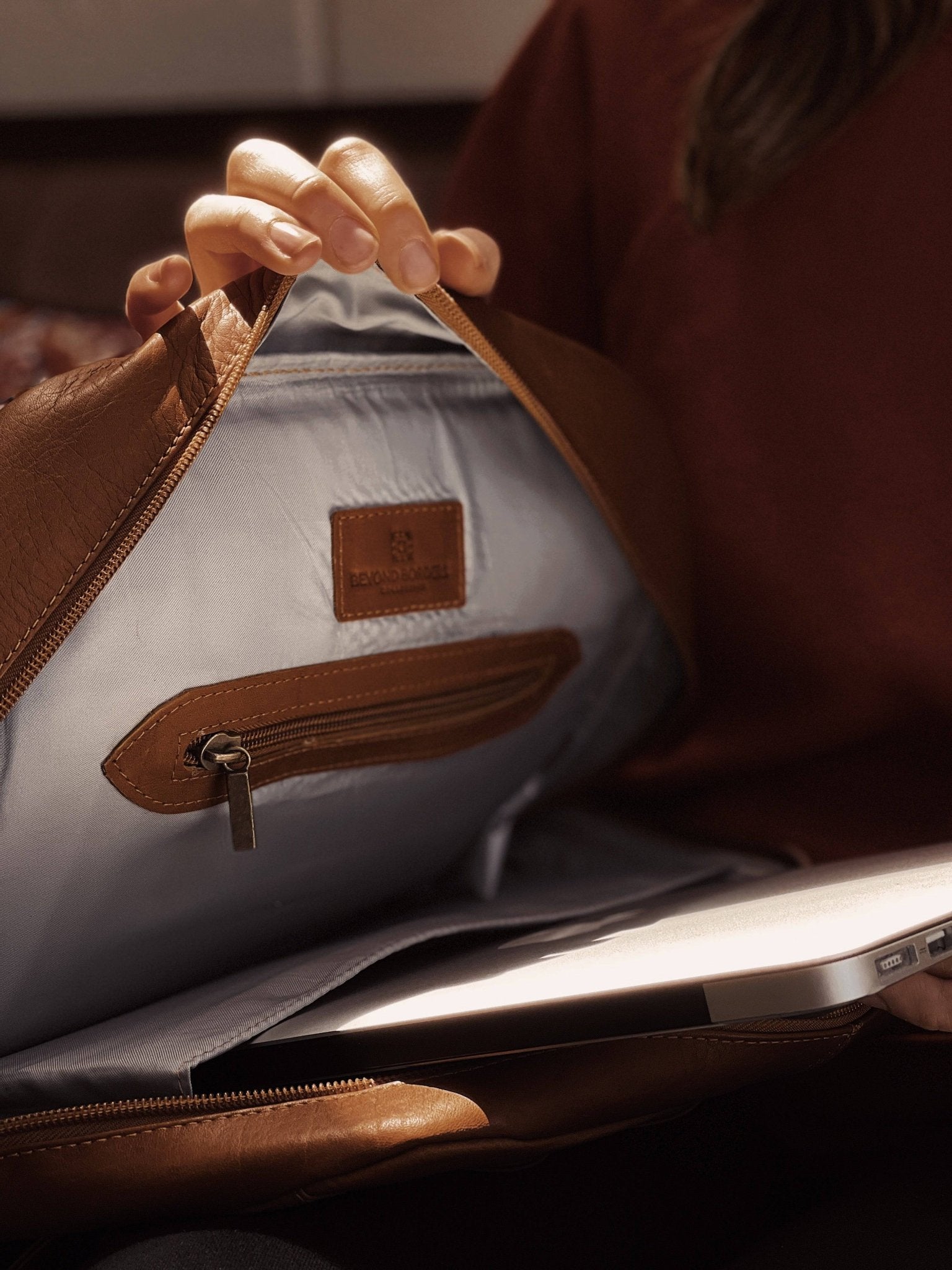 Leather Commuter Backpack - nobiliving.com