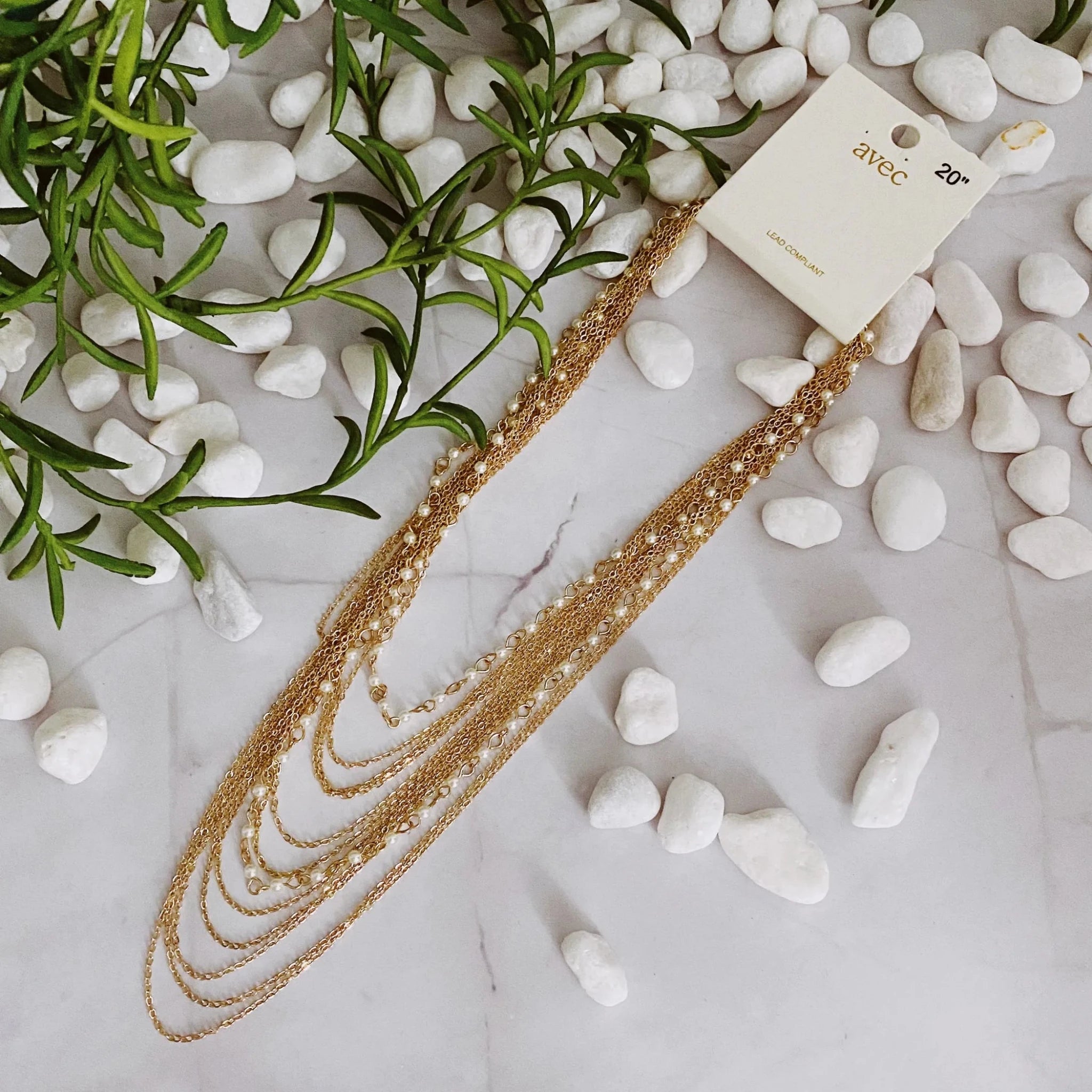 Pearl and Chain Necklace - gold-plated brass and acrylic pearls