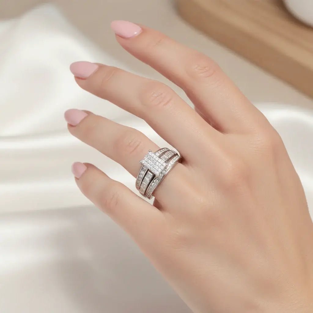 Rectangle Invisible-Set Composite Cluster Ring with Bar